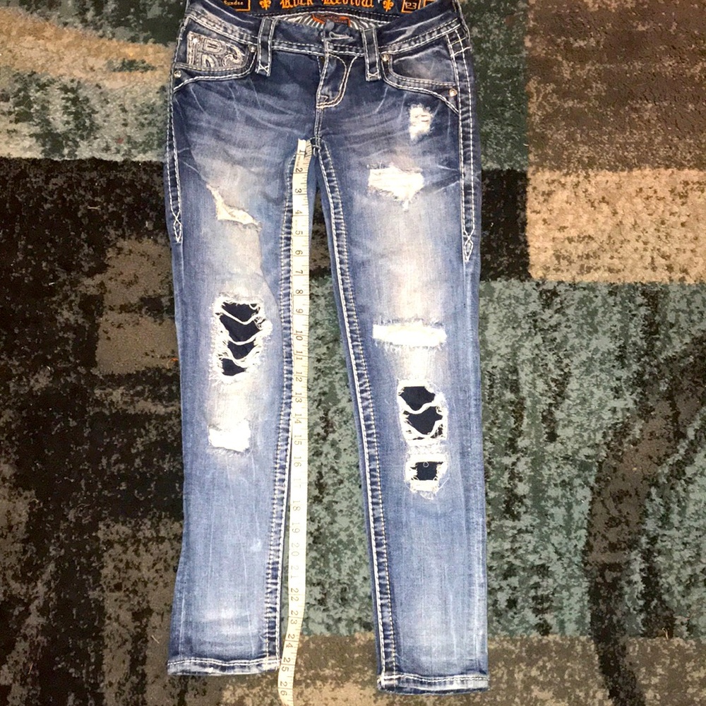 Rock Revival size 23